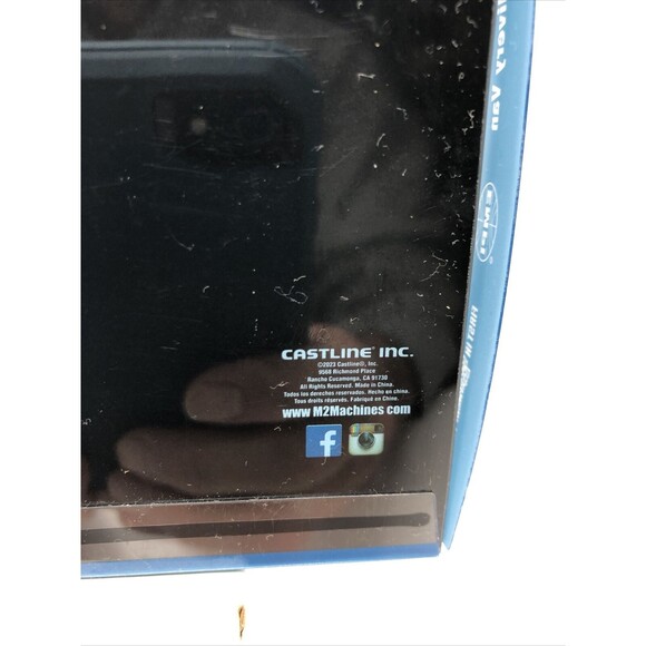 EMPI Equipped 60 VW Delivery Vans Christmas Tree Ornament Set M2 Machines - Picture 12 of 13